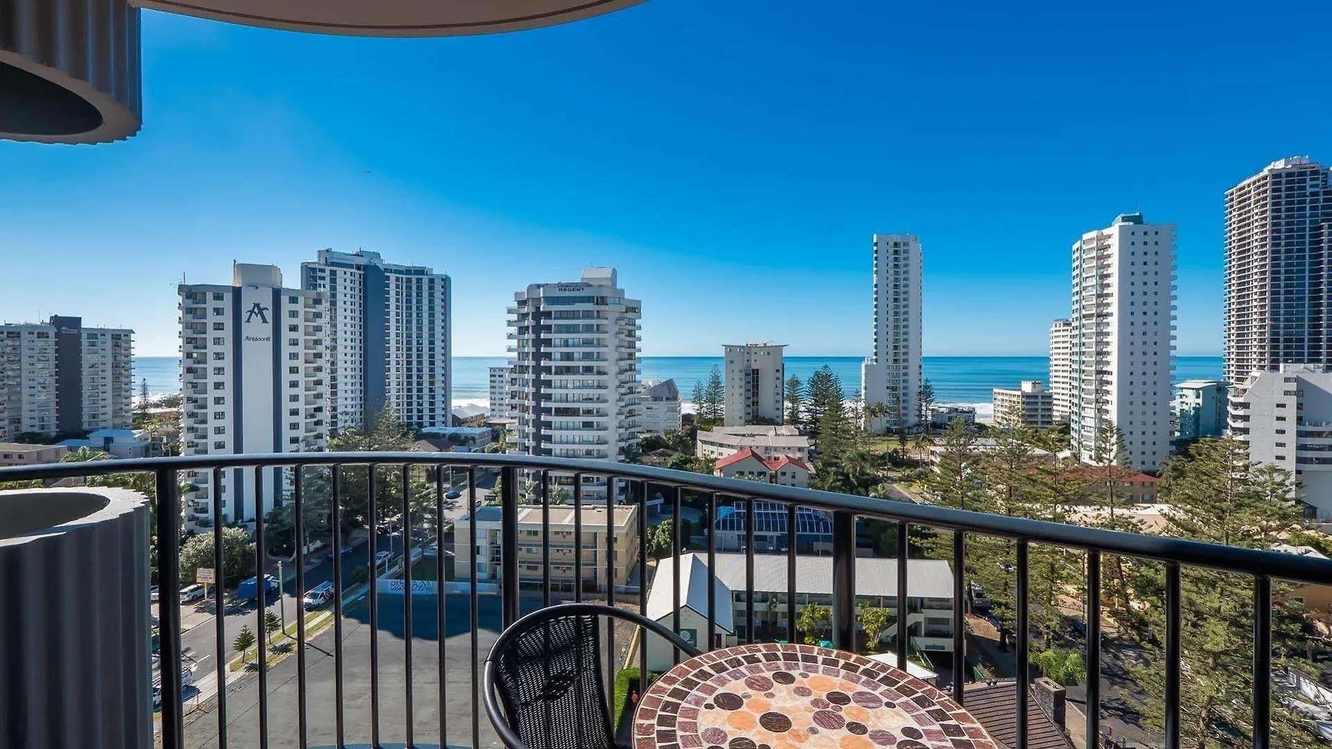 Silverton Apartment Resort Surfers Paradise Guldkusten Lägenhetshotell