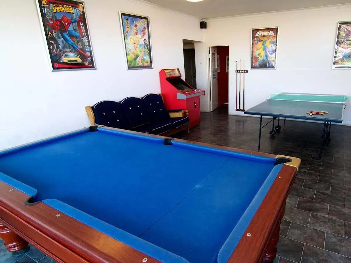 *** Aparthotel Silverton Apartment Resort Surfers Paradise Gold Coast Australia